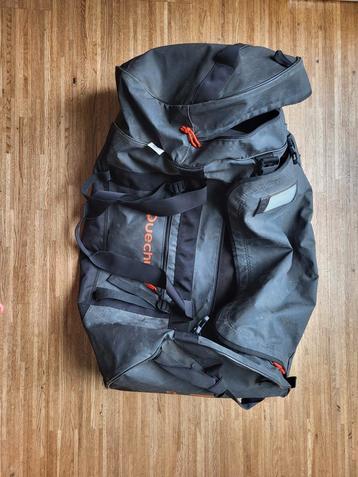 Duffelbag 120 liter beschikbaar voor biedingen