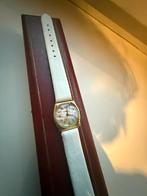 14 karaats gouden dameshorloge jaren 60 met parelmoer, Handtassen en Accessoires, Horloges | Dames, Overige merken, Leer, Polshorloge