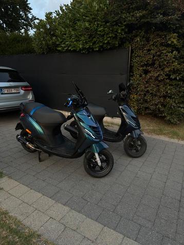 A PLUS UITLAAT (akrapovic look) te koop! beschikbaar voor biedingen