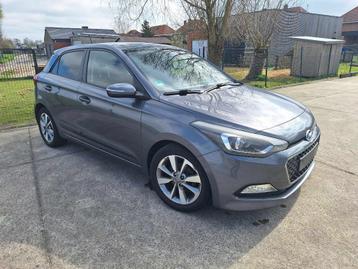 Hyundai i 20  1200 benzine  2/2015 beschikbaar voor biedingen