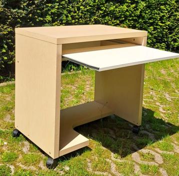 multifunctioneel bureau op wieltjes met uitschuifbaar blad beschikbaar voor biedingen
