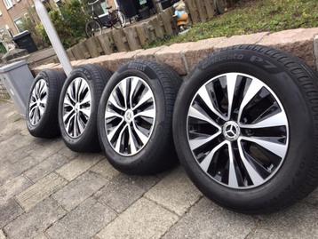 Mercedes A,B,CLA 16” orignele velgen NIEUWSTAAT bj2022 beschikbaar voor biedingen
