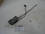 MOTORKAP SLOT Skoda Fabia III (NJ3) (6V0823509D), Gebruikt, Skoda