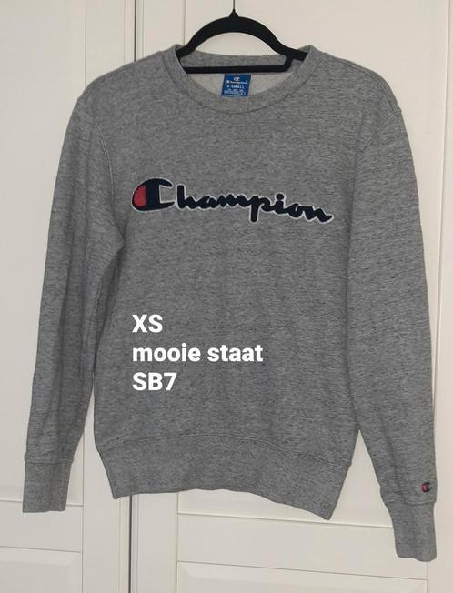 XS trui Champion jongens / heren, mooie staat., Kleding | Heren, Truien en Vesten, Zo goed als nieuw, Maat 46 (S) of kleiner, Grijs