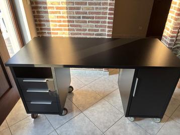 Bureau, Huis en Inrichting, Bureaus, Ophalen, Zo goed als nieuw, Bureau