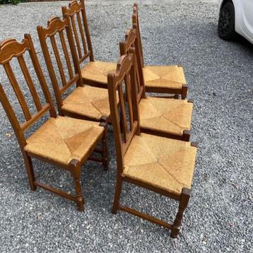 6 hoogwaardige massief eikenhouten en stevige rushstoelen om beschikbaar voor biedingen