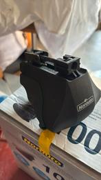 Dakdragers en universele voeten Norauto, Auto diversen, Dakdragers, Ophalen, Zo goed als nieuw