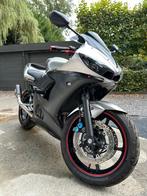 Yamaha R6 2004, Motoren, 4 cilinders, Motorrijbewijs A, Meer dan 35 kW, 600 cc