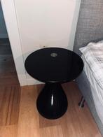 2 nachttafels met glazenblad, Ophalen, Gebruikt
