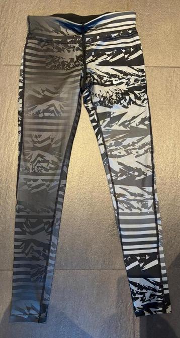 sportbroek Nike beschikbaar voor biedingen