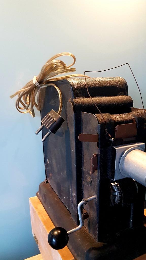Filmprojector vintage, Verzamelen, Foto-apparatuur en Filmapparatuur, Projector, Ophalen