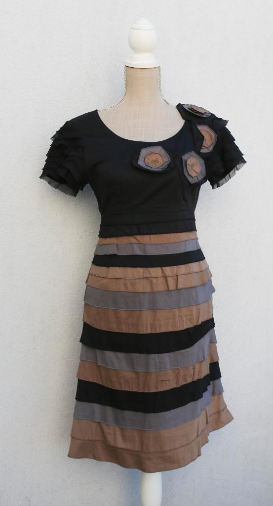 Prachtige T38-jurk, Kleding | Dames, Jurken, Zo goed als nieuw, Maat 38/40 (M), Ophalen of Verzenden