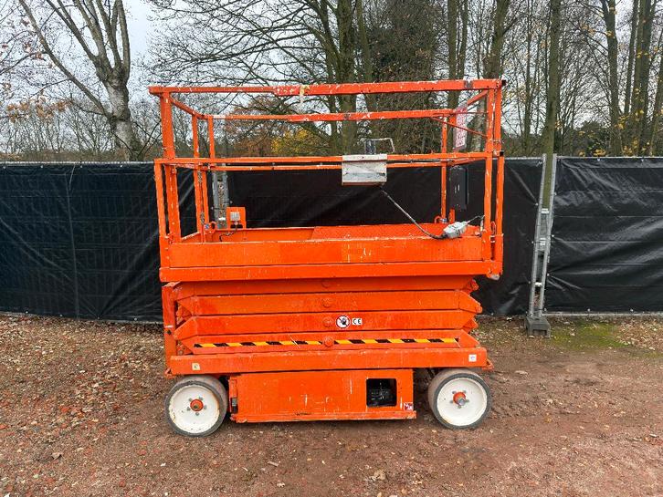 Schaarlift Skyjack 10m., Doe-het-zelf en Bouw, Ladders en Trappen, Ladder, Ophalen