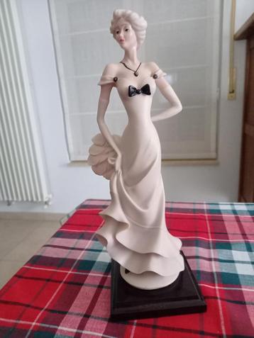 verschillende beelden beschikbaar voor biedingen