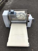 deeguitrolmachine RONDO, Ophalen, Brood en Banket