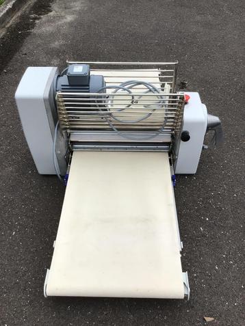 deeguitrolmachine RONDO beschikbaar voor biedingen