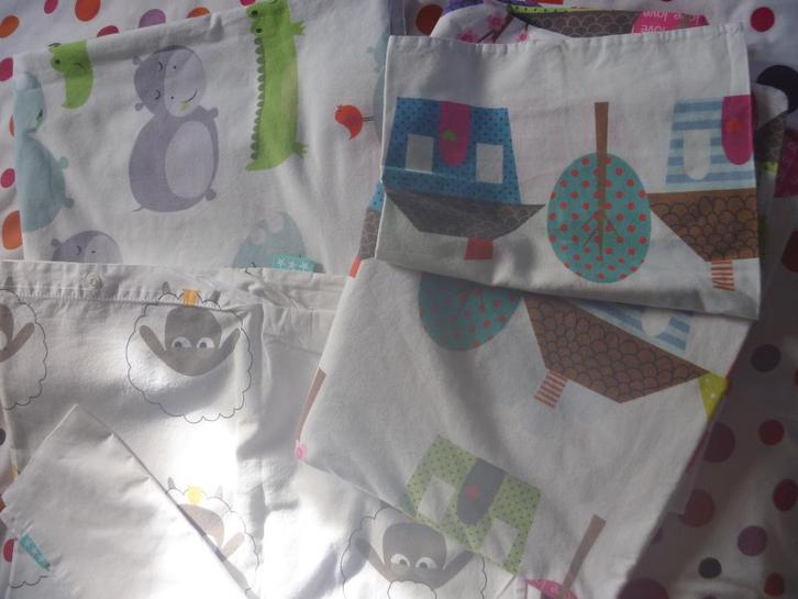 Dekbedovertrek voor baby's, Kinderen en Baby's, Kinderkamer | Beddengoed, Gebruikt, Dekbedovertrek, Wit, Jongetje of Meisje, Ophalen of Verzenden