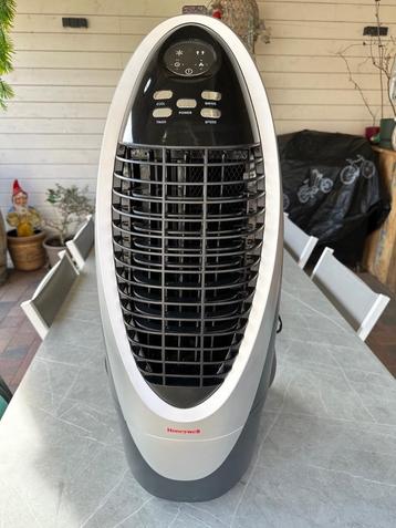 Nieuwe Honeywell CS10XE aircooler.