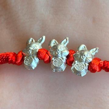 Armband van puur S999 zilver met konijnenmotief beschikbaar voor biedingen
