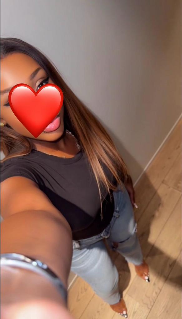 Jonge zuiderse dame op zoek naar oudere man …., Contacten en Berichten, Vrouw zoekt Man