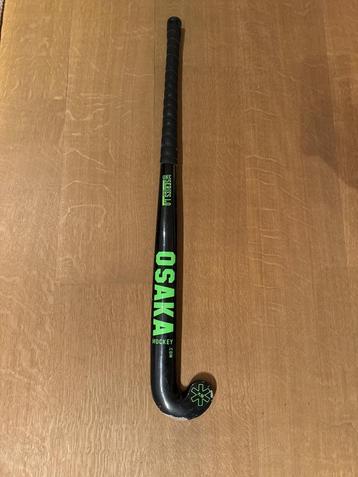 Hockeystick 81cm disponible aux enchères