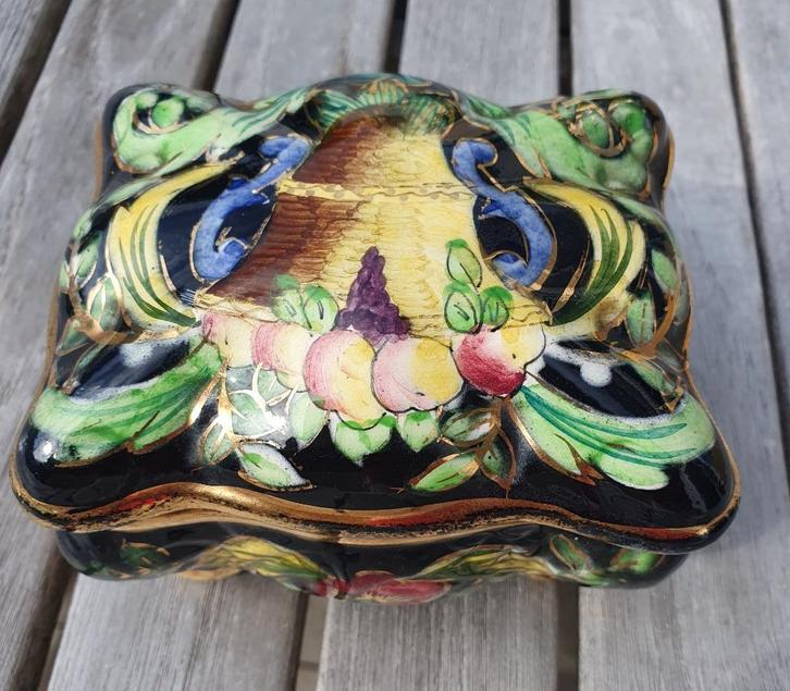 Keramiek juwelendoosje Hubert Bequet  stijl, Antiek en Kunst, Antiek | Keramiek en Aardewerk, Ophalen of Verzenden