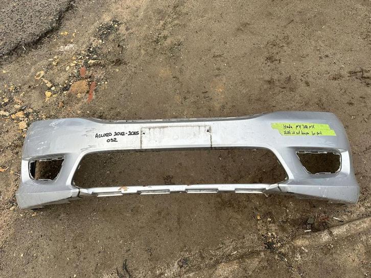 Honda Accord 2012-2015 voorbumper, Auto-onderdelen, Carrosserie, Bumper, Honda, Voor, Gebruikt, Ophalen of Verzenden