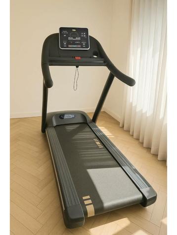 Loopband Technogym  beschikbaar voor biedingen