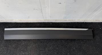 Volkswagen T-Roc Cabrio Deurlijst Rechts Chrome 2GC854940 beschikbaar voor biedingen