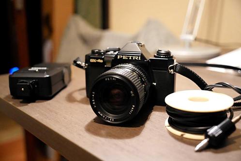 Petri GX-4D analoge filmcamera, Verzamelen, Foto-apparatuur en Filmapparatuur, Fototoestel, 1980 tot heden, Ophalen