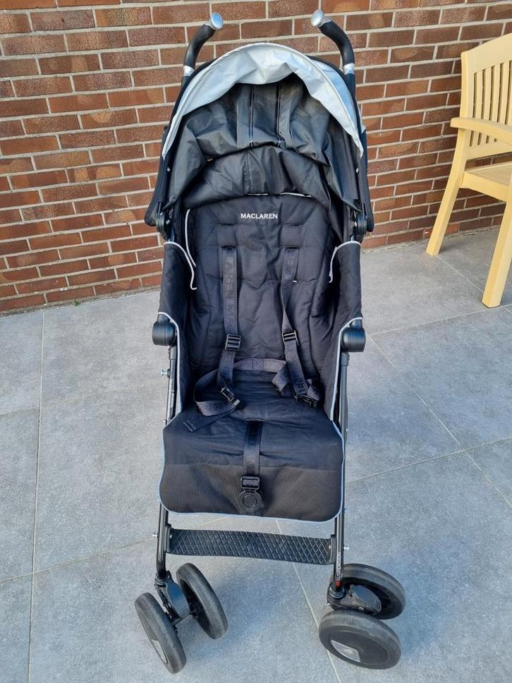 Mclaren techno XT buggy + voetenzak lodger, Kinderen en Baby's, Buggy's, Zo goed als nieuw, Maclaren, Regenhoes, Voetenzak, Ophalen