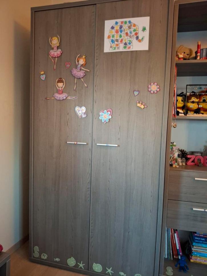 Kleerkast kinderkamer 2 deuren Luca, Kinderen en Baby's, Kinderkamer | Commodes en Kasten, Ophalen