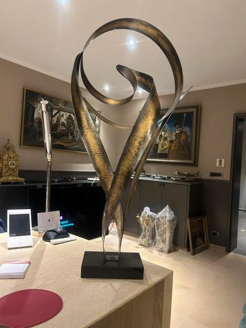 Design kunstwerk  beschikbaar voor biedingen