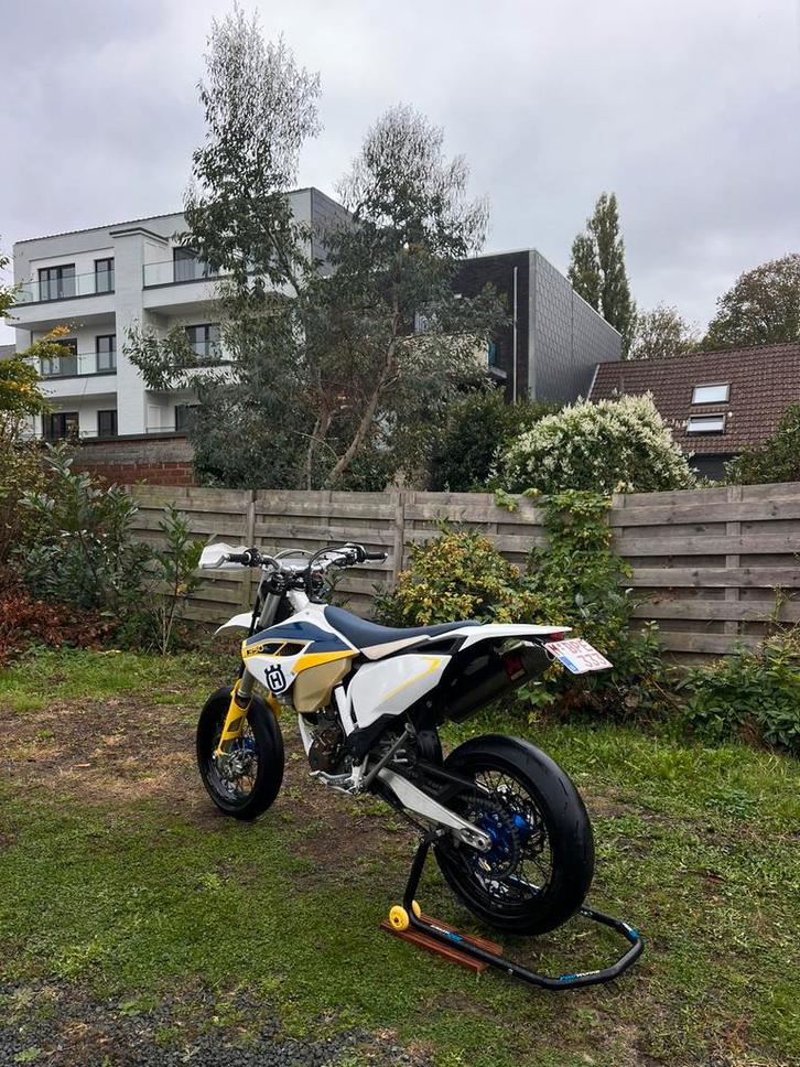 Husqvarna FE350 Supermoto, Motoren, Motoren | Husqvarna, Particulier, SuperMoto, 12 t/m 35 kW, 1 cilinder, Minimaal motorrijbewijs A2