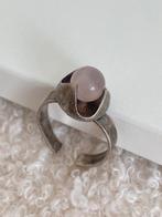830H A Q7 ring bague roze parel perle zilver argent silver, Handtassen en Accessoires, 19 tot 20, Ophalen of Verzenden, Zo goed als nieuw