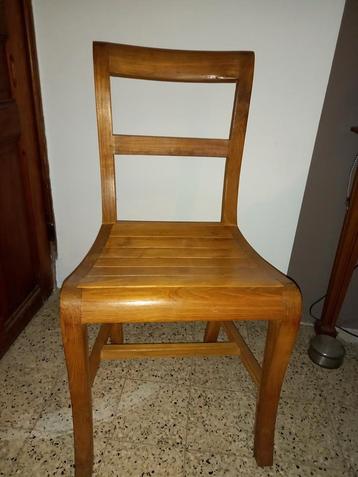6 chaises en teck  beschikbaar voor biedingen
