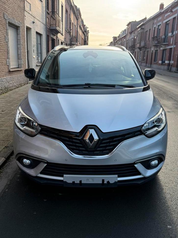 Renault scenic 1.3 tce 115 limited 7 places, Auto's, Renault, Bluetooth, Benzine, Ophalen