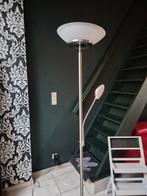 Vloerlamp. Alles nieuwe staat inboedel, Ophalen, Zo goed als nieuw