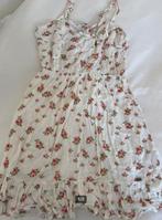 kort bloemen jurkje Superdry maat XS, Enlèvement ou Envoi, Porté, Taille 34 (XS) ou plus petite, Au-dessus du genou