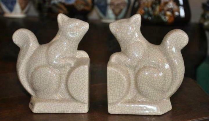 *serre livres ecureuil art deco craquelé AMC/wasmuel, Antiquités & Art, Antiquités | Céramique & Poterie, Enlèvement ou Envoi