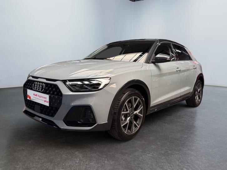 Audi A1 Allstreet*Stronic*Leds*Navi*Shadow*, Autos, Audi, Entreprise, A1, Airbags, Air conditionné, Bluetooth, Ordinateur de bord