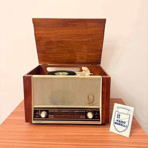 VINTAGE ITALIAANSE BUIZENRADIO PLATENSPELER RADIO MARELLI, Antiek en Kunst, Antiek | Tv's en Audio, Verzenden