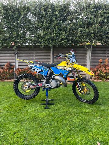 Suzuki rm 125 beschikbaar voor biedingen