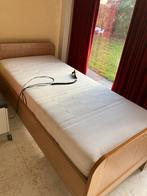 Een persoons  bed elektrische lattenbodem, Huis en Inrichting, Ophalen, Gebruikt, 90 cm, Hout