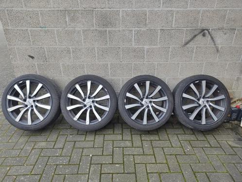 Velgen met Banden 19inch. 5x114.3, Auto-onderdelen, Banden en Velgen, Banden en Velgen, Zomerbanden, 19 inch, 225 mm, Overig, Gebruikt
