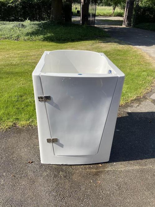 Niveka instapbad, Huis en Inrichting, Badkamer | Complete badkamers, Gebruikt, Met bad, Ophalen