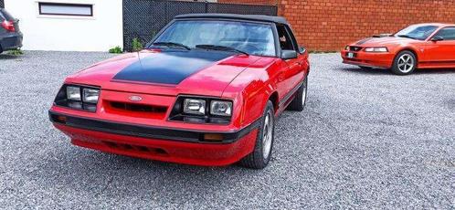 Ford Mustang 1983 (bj 1983, automaat), Auto's, Oldtimers, Te koop, Ford, Benzine, Overige carrosserie, Automaat, Rood
