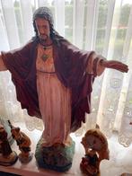 Lot oude Christus en Maria beelden., Ophalen