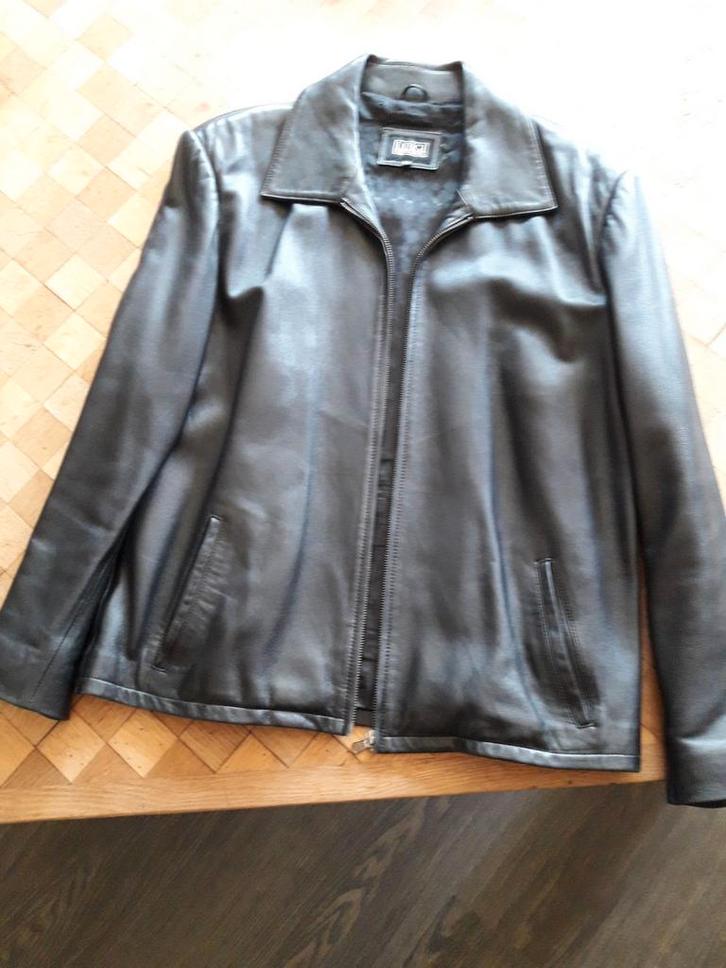 Gilet en cuir véritable, Vêtements | Hommes, Costumes & Vestes, Comme neuf, Taille 48/50 (M), Noir, Enlèvement ou Envoi