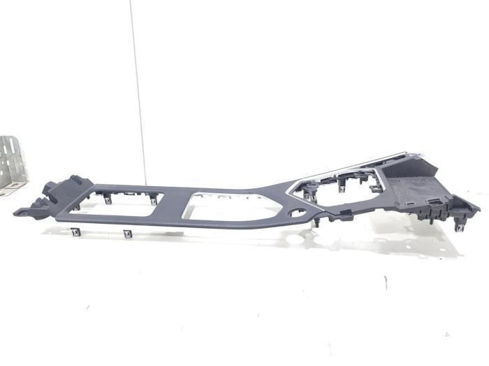 Console centrale d'un Lynk & Co 01, Autos : Pièces & Accessoires, Habitacle & Garnissage, Autres marques automobiles, Utilisé